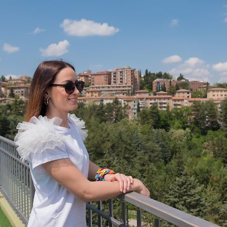 Ilgo Hotel بيرودجا المظهر الخارجي الصورة