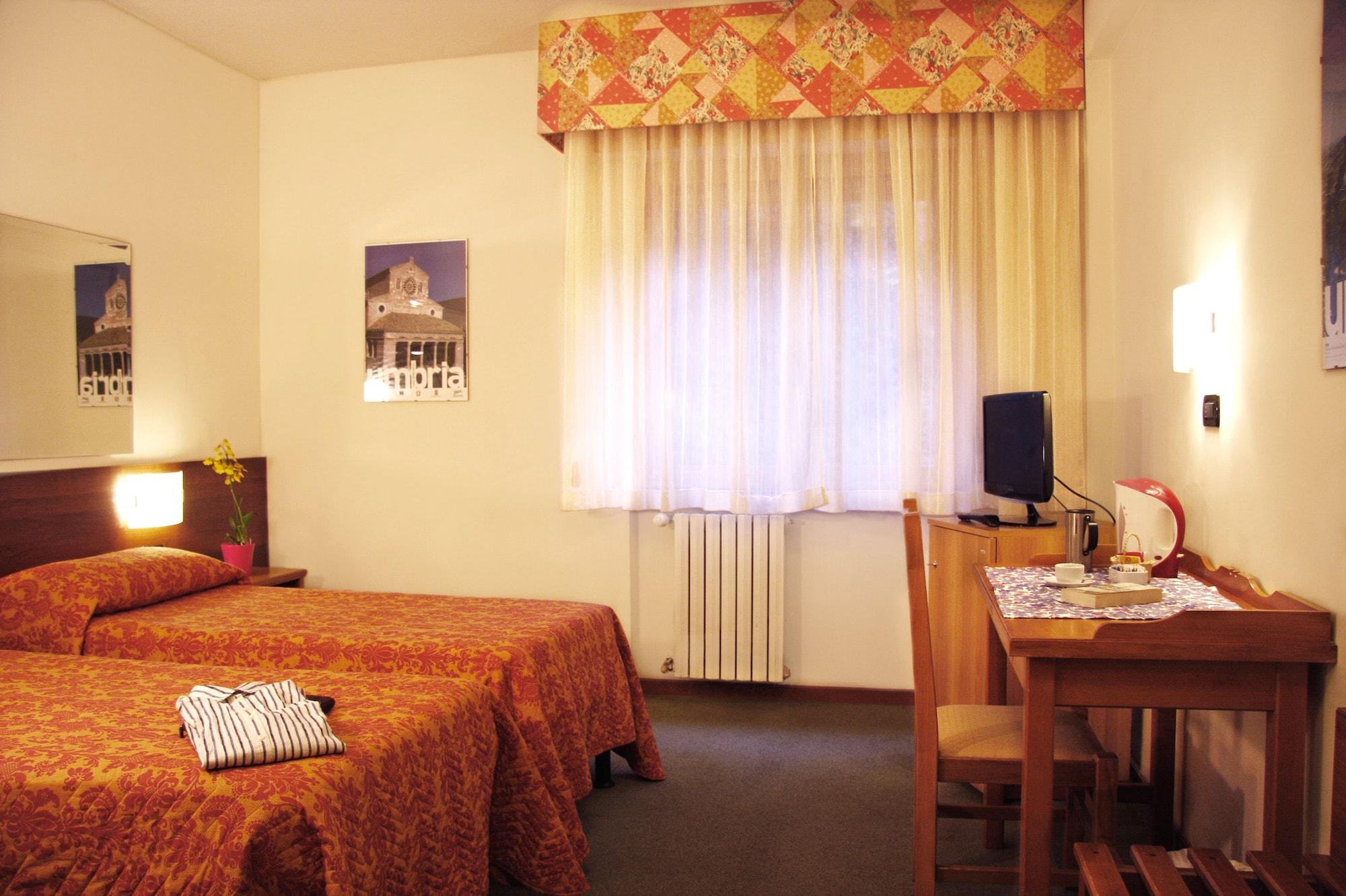Ilgo Hotel بيرودجا المظهر الخارجي الصورة